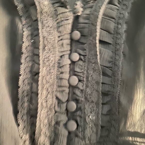 Shear black guess blouse - Picture 2 of 5